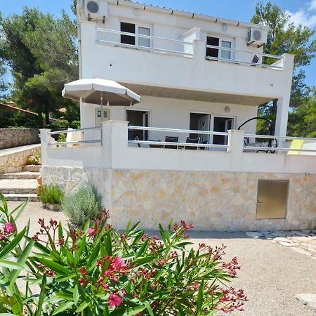 Apartmani Cesarec Basina Exterior foto